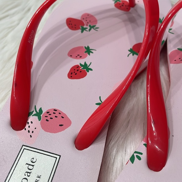KATE SPADE New Fiji Flip Flops - Picture 9 of 9